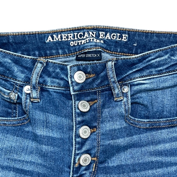 American Eagle Hi-Rise Crop Flare Jeans with a Button-Fly Super Stretch Size 4 - Picture 11 of 13